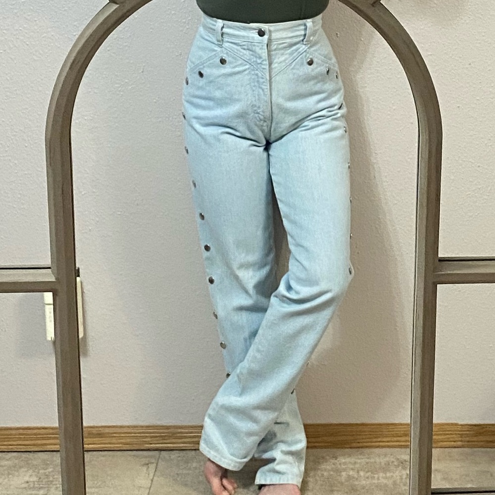 Vintage Button High Rise Jeans- So flattering!